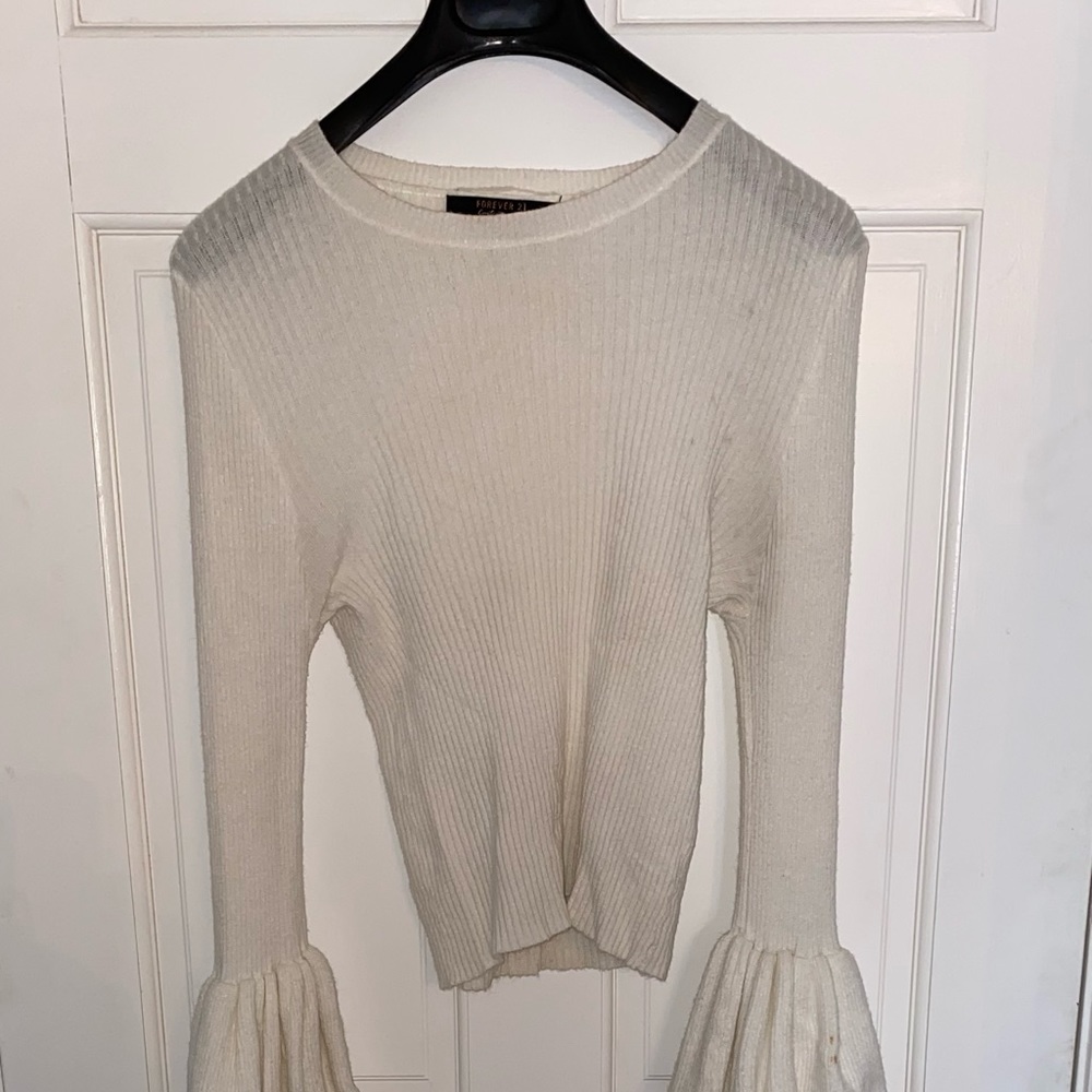 Forever 21 bell sleeve sweater